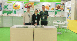 Sugarcane fiber compostable plate for restaurant takeaway, biodegradable and microwave safe